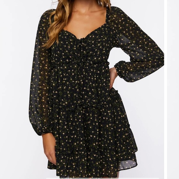 Forever 21 Black floral dress - Picture 3 of 10